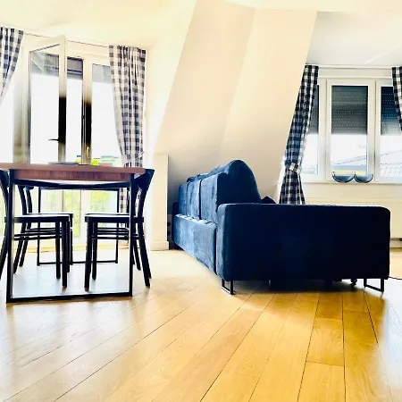 Piano - 2 Bedrooms - Air Conditioning - Garage - Near Warsaw Airport Апартаменти *